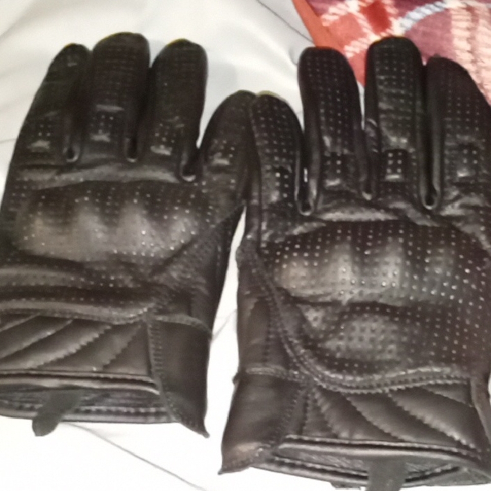 Black Leather Gloves